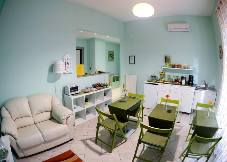 B&B Acquamarina Салерно Номер фото